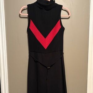 Gorgeous wool dress zipper back with belt can be removed.